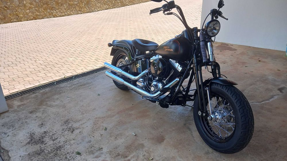 Harley Davidson Softail Crossbones