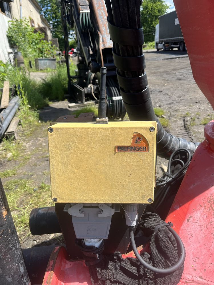 Кран маніпулятор Palfinger Epsilon 140z з пультом 9.5м   Loglift Hiab