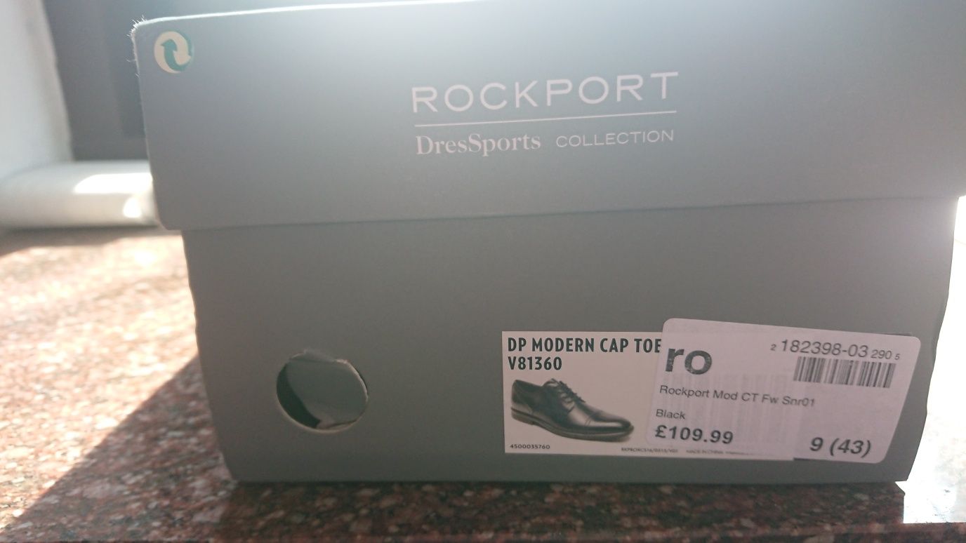 Нові Туфлі Rockport 43розмір