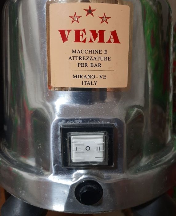 куттер-блендер vema FC 2084
