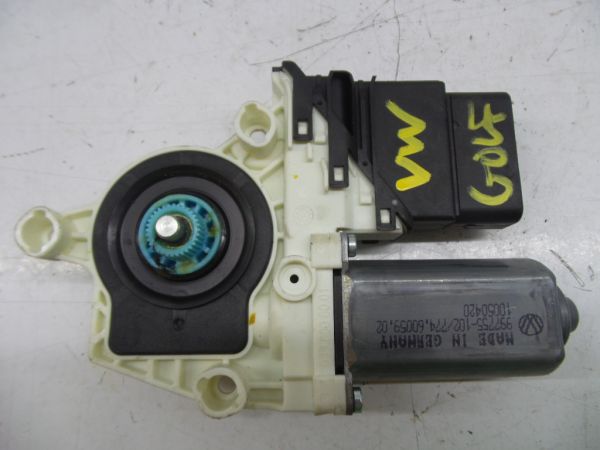 Motor vidro trás esquerdo VOLKSWAGEN Golf VI (5K1)