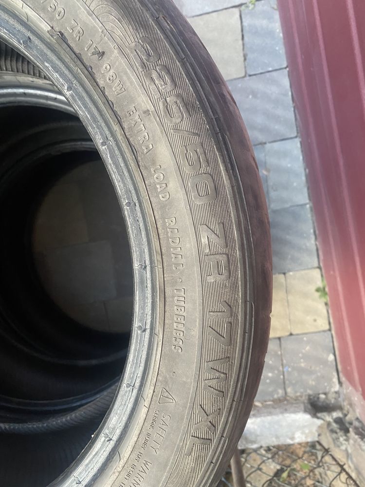 Шини, резина 225/50 R17