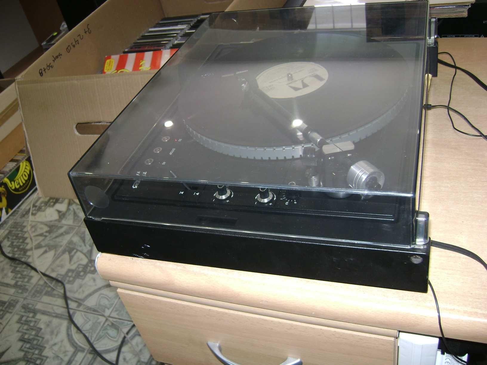 gramofon THORENS TD-105 paskowy