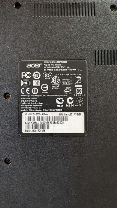 Срочно ноутбук Acer Aspire V5-552G