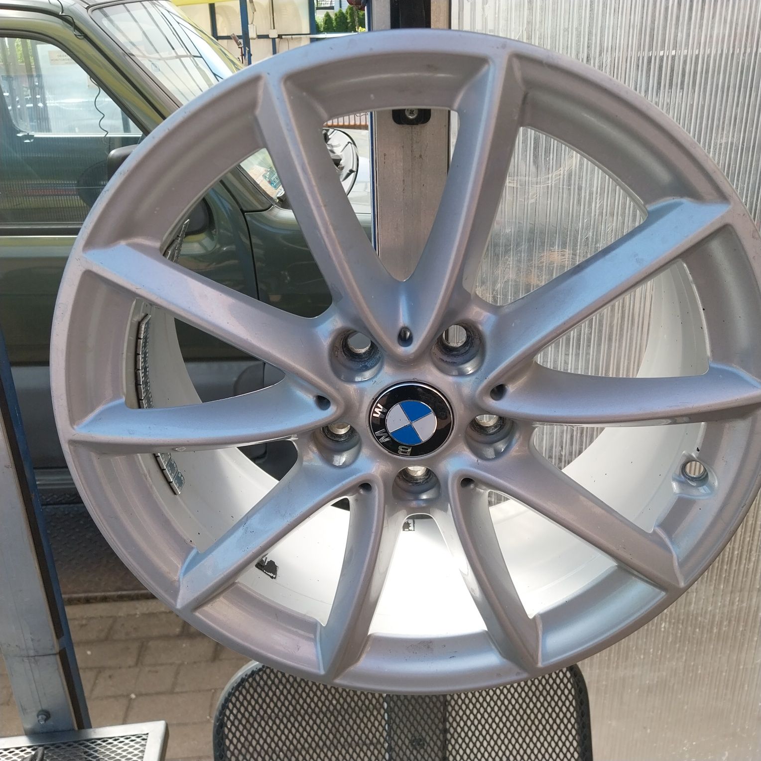 Oryginalne Felgi Aluminiowe BMW R17 5x112 7.5J ET 52