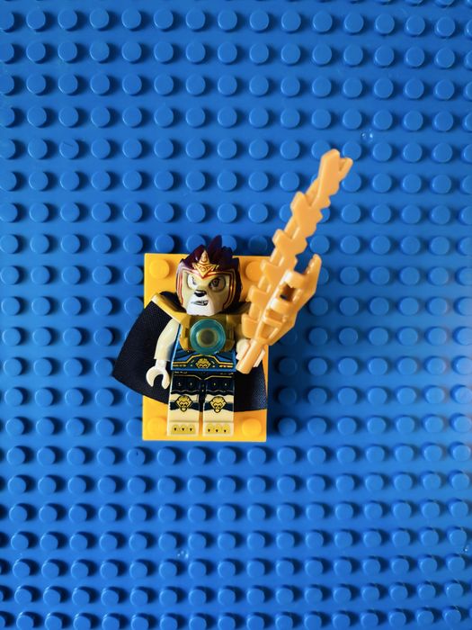 Конструктор Chima, набор Чима і машина  3 фігурки зі зброєю