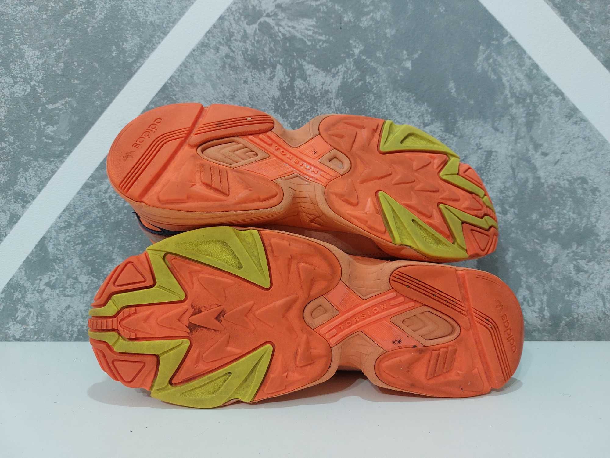 Кросівки чоловічі Adidas Originals Yung 1