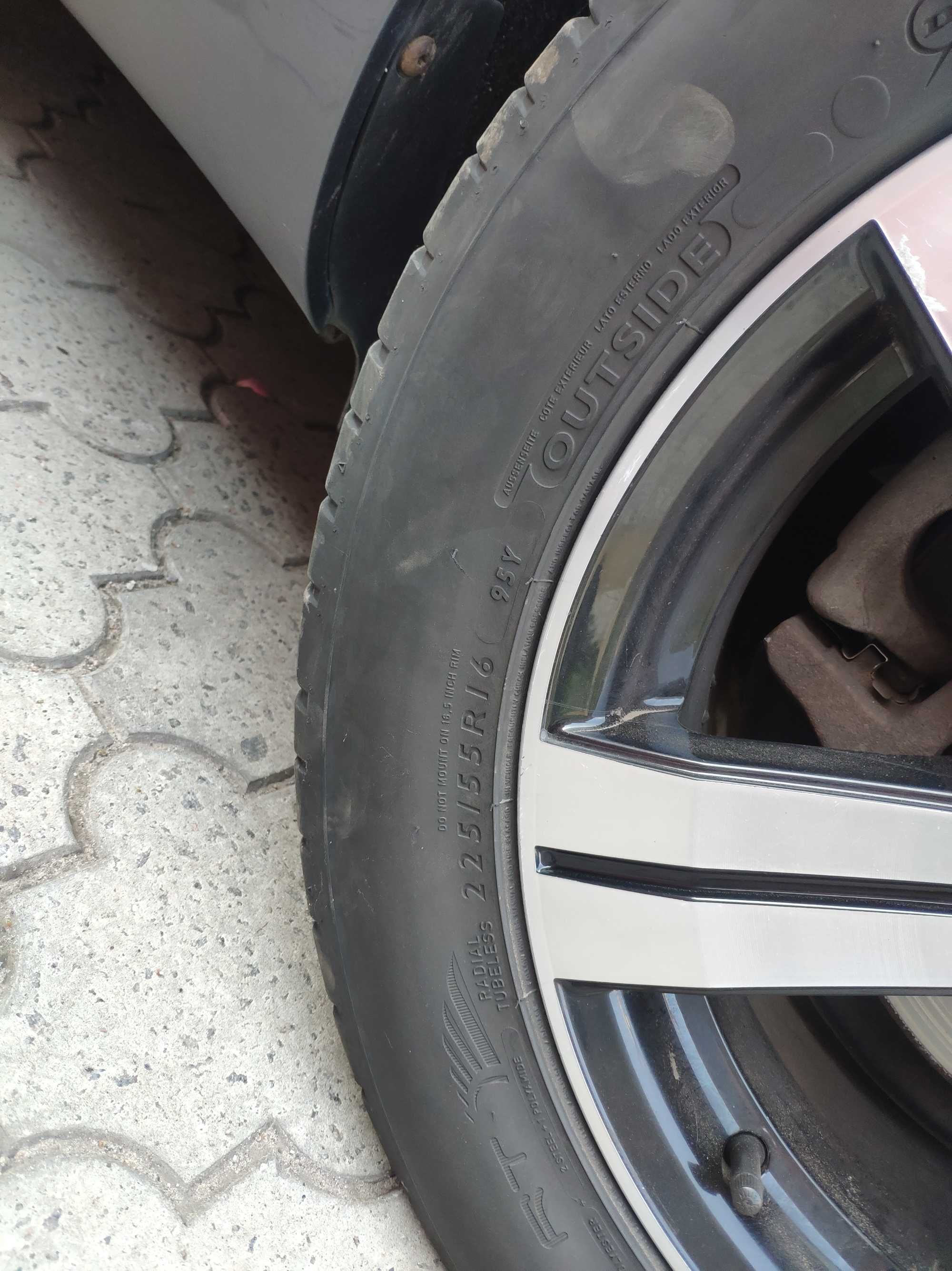 Шины 215/55/16 лето Dunlop Sport Maxx