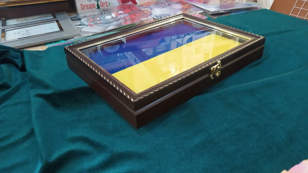 Патріотична рамка для нагород