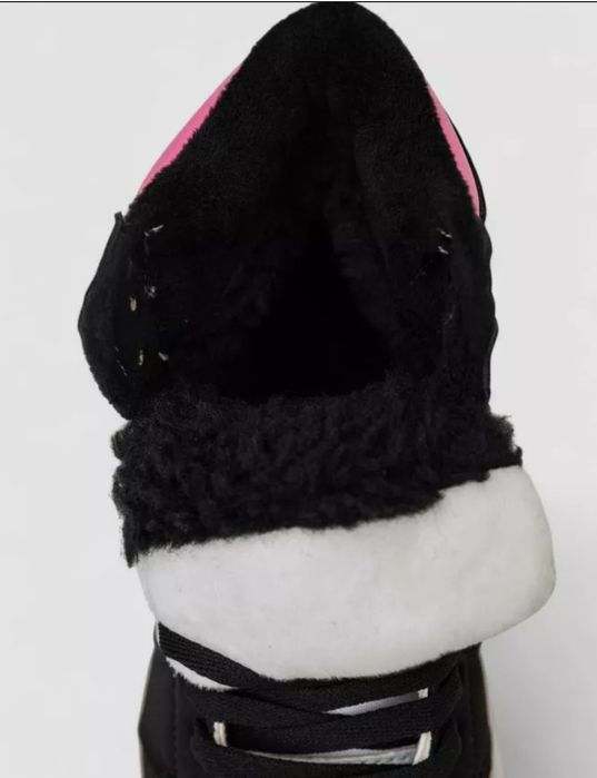 Кросівки жіночі зимові на хутрі, колір біло-рожевий