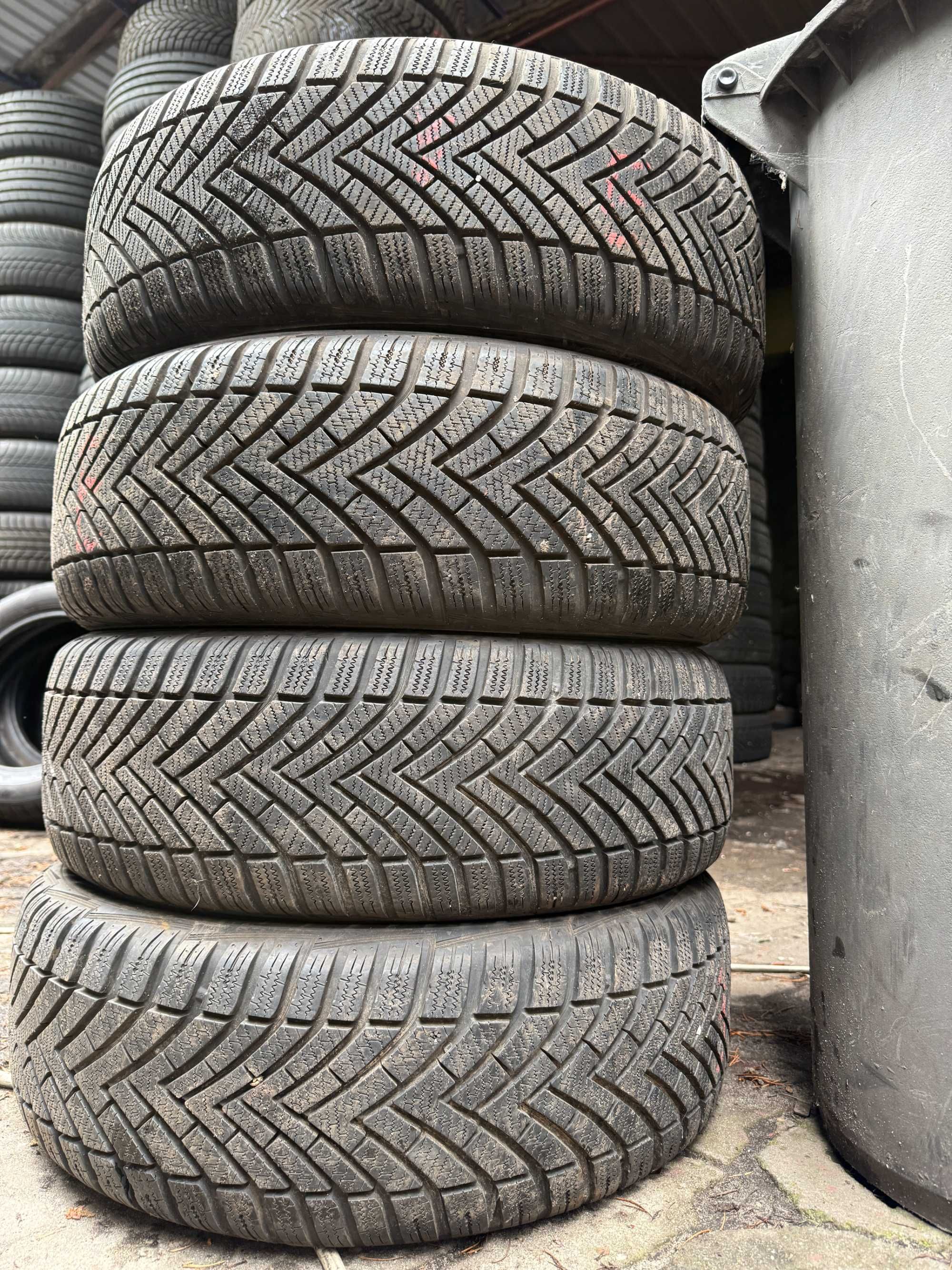 Komplet opon zimowych Vredestein Wintrac 205/55r16 91H 2021 r.