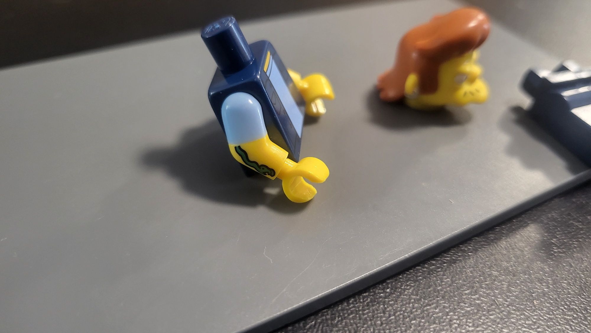 Lego snake simpsons minifigure
