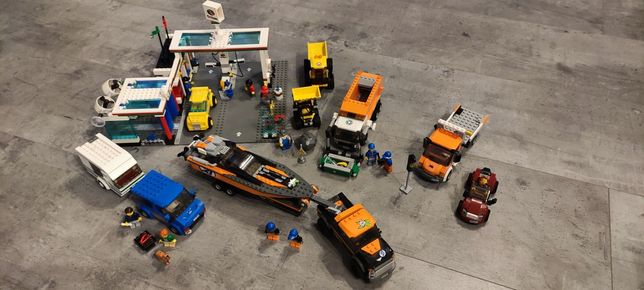Duży zestaw LEGO stacja 7993, 4201, 60118, 60117, 60017, 60085