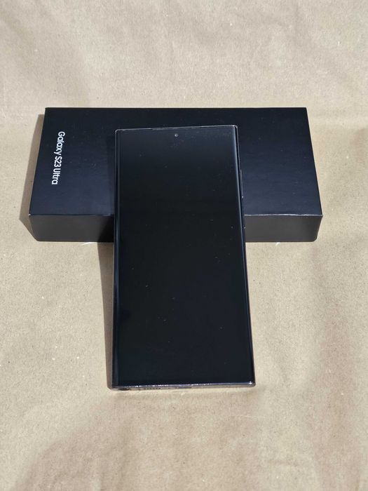 Samsung S23ultra 256gb.  Ótimo estado.