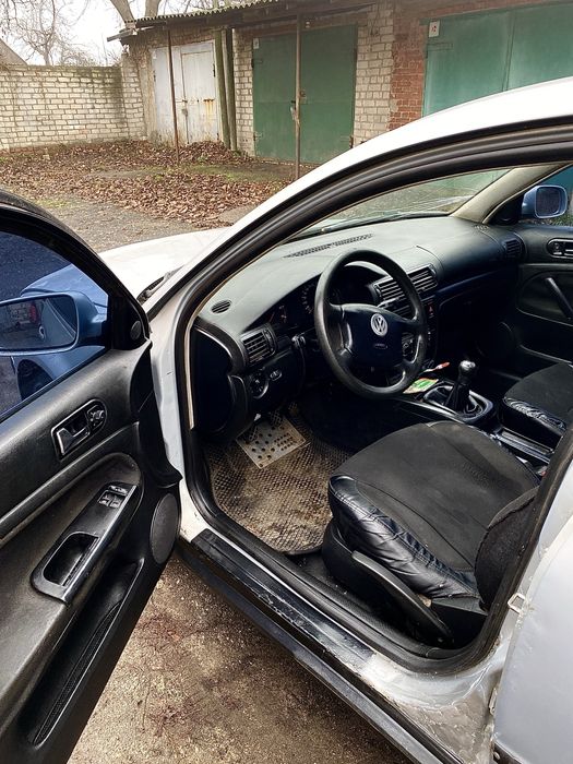 Фольцваген Пассат 1.8 газ бензин