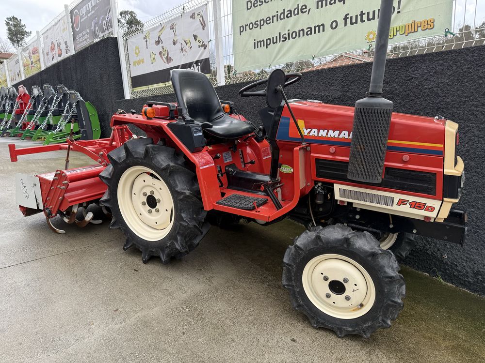 Trator Yanmar com tração