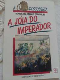 À Descoberta: A Jóia do Imperador de Maria do Carmo Rodrigues