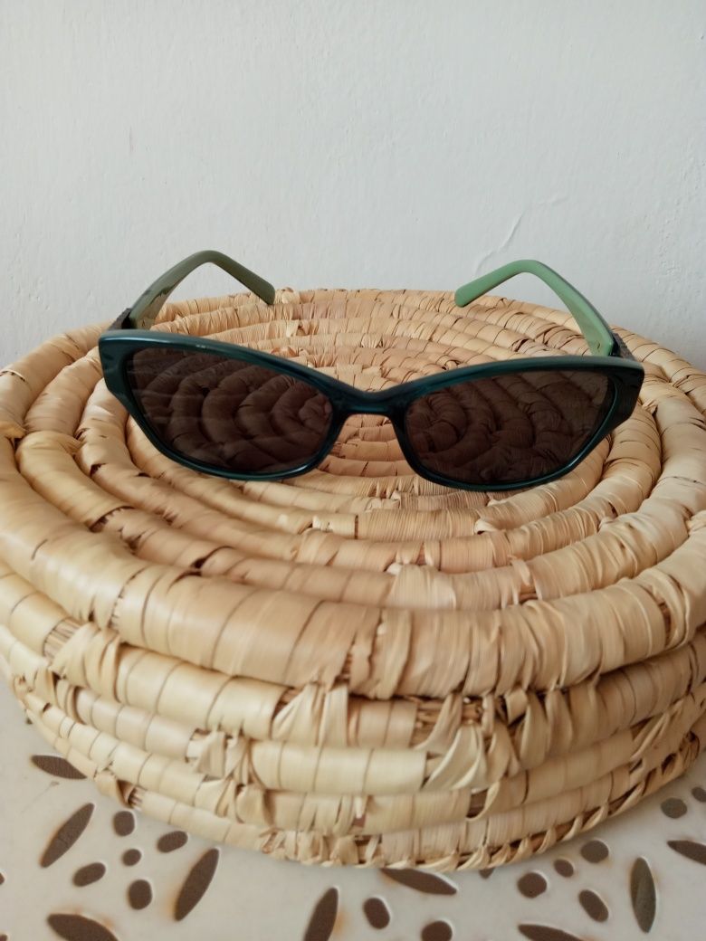 Okulary przeciwsłoneczne Vera Wang