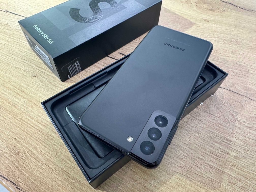 Samsung S21 Plus 12/128Гб, 6.7", dragon 888, 1 сім + еСім.