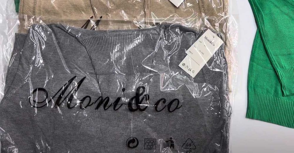 Жіночі гольфи светри кофти оптом MoniCo