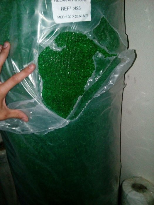 Relva sintética nova de 7mm