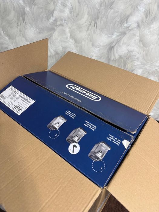 Кавоварка DELONGHI Magnifica Evo