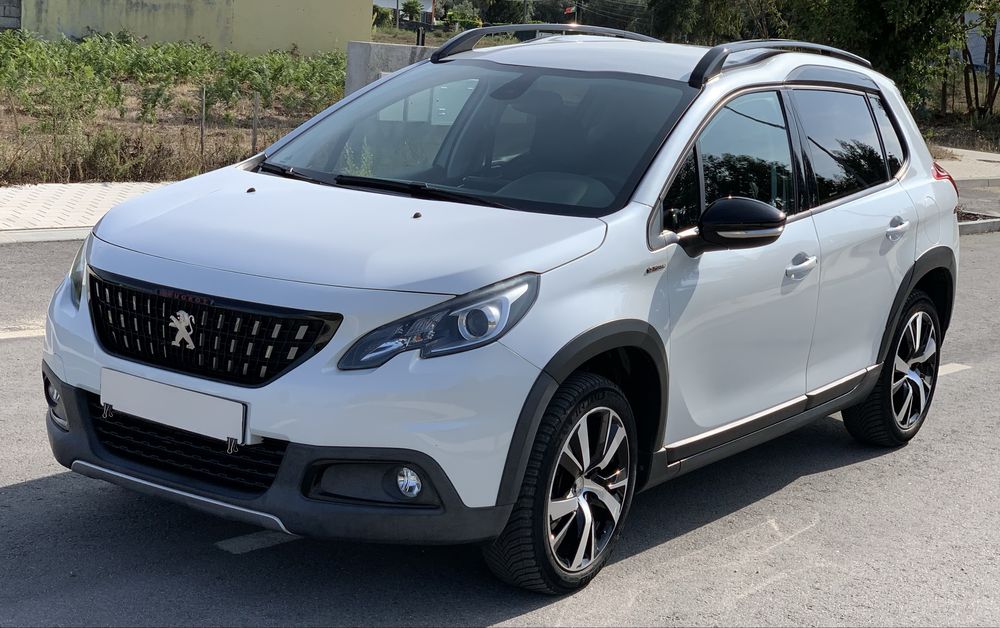 Peugeot 2008 Pure Tech GTLine // 97 mil kms - IMPECÁVEL