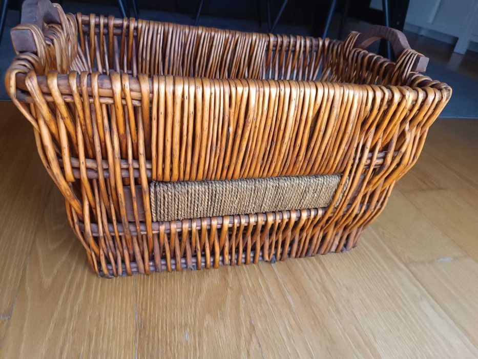 Cesto de verga grande 53x38x30 cm - robusto, com pegas
