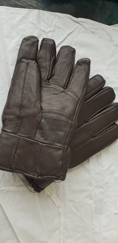 Продам кожаные теплые перчатки