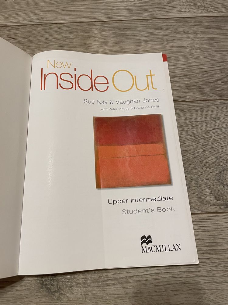 Podręcznik New InsideOut do nauki angielskiego B2 Upper intermediate