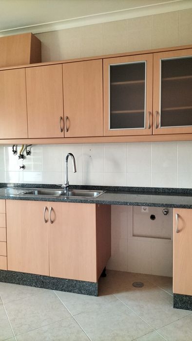 Cozinha usada em bom estado