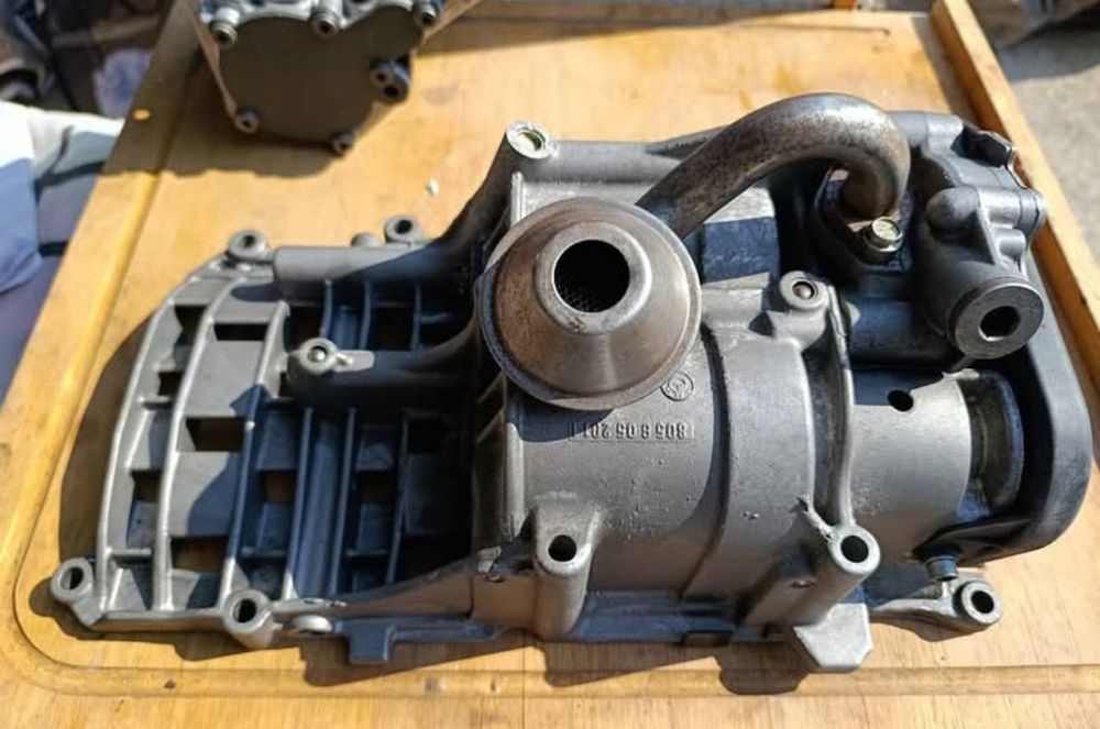 Bomba de óleo BMW E46 150 cv's (COMO NOVA) M/N 47