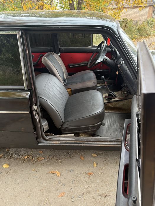 Продам Vaz 2106 в нормальном состоянии!