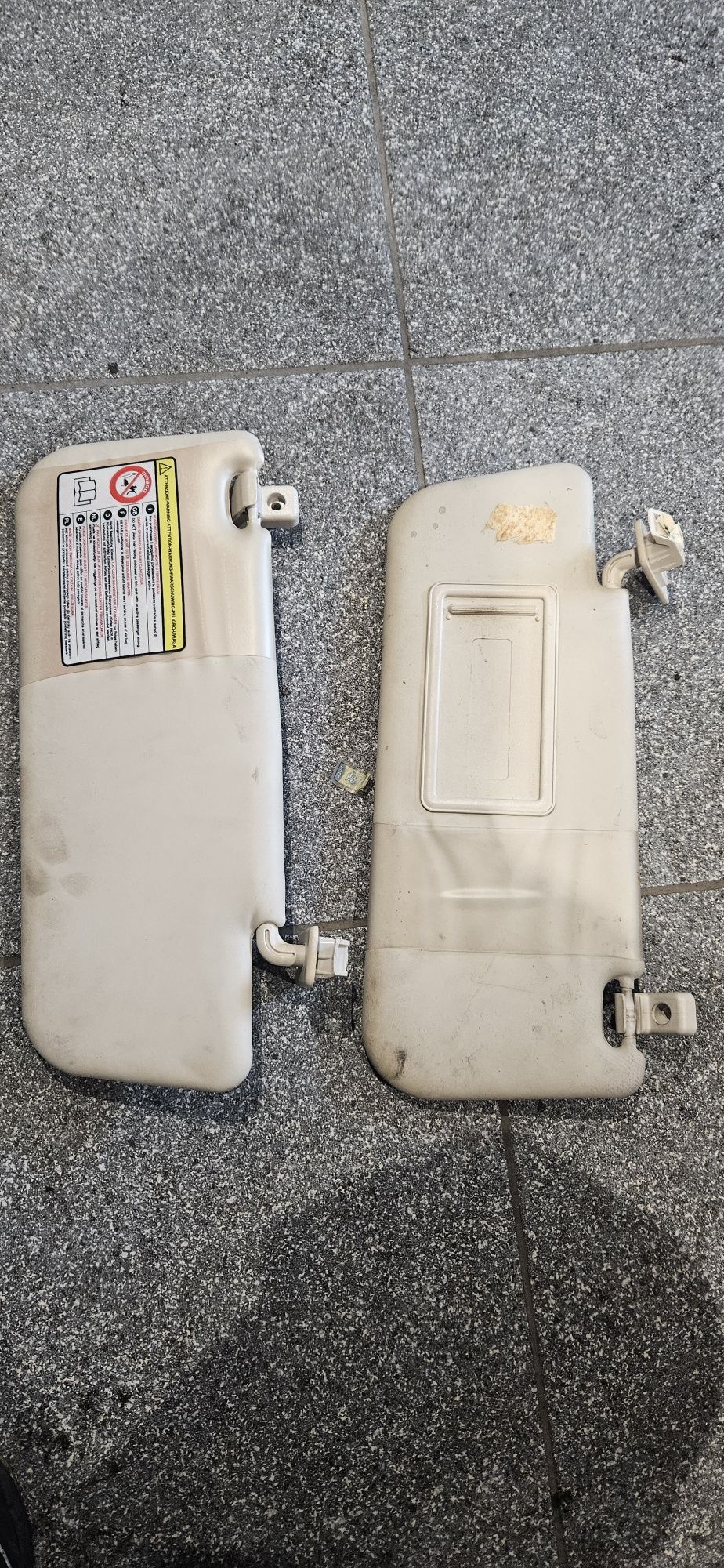 Ford Ka mk2 Daszek przeciwsloneczny Sloneczko