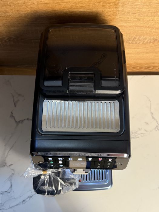 Кавомашина Philips 5500 series LatteGo з Гарантією !!!