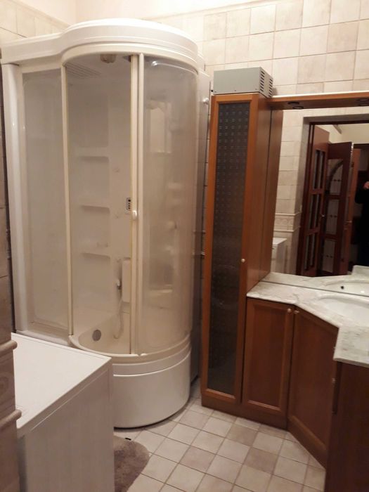 Подол, Андреевский спускск 2в, статусный дом, высокие потолки