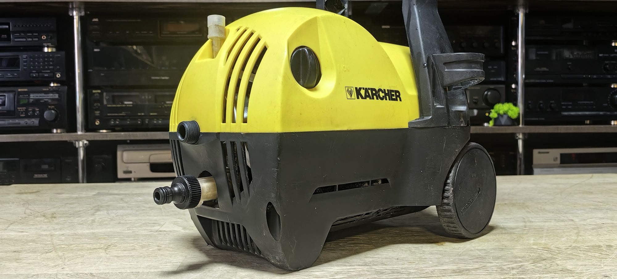 Мийка високого тиску Karcher 3500M