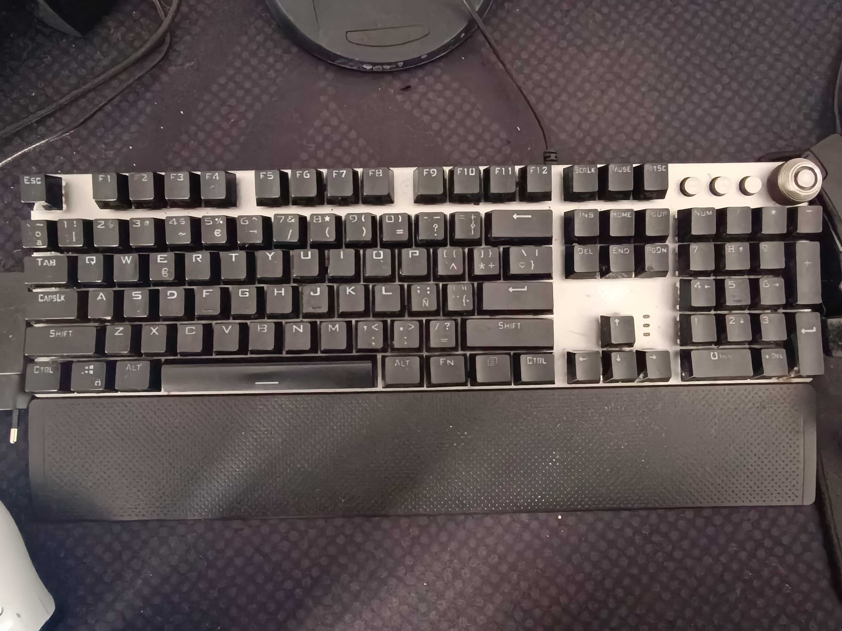 Teclado mecânico Gamer