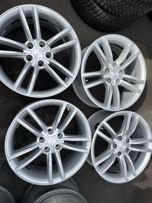 5/120R19 TESLA Model S диски