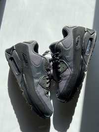 Кроссовки Nike Air Max 90 Essential