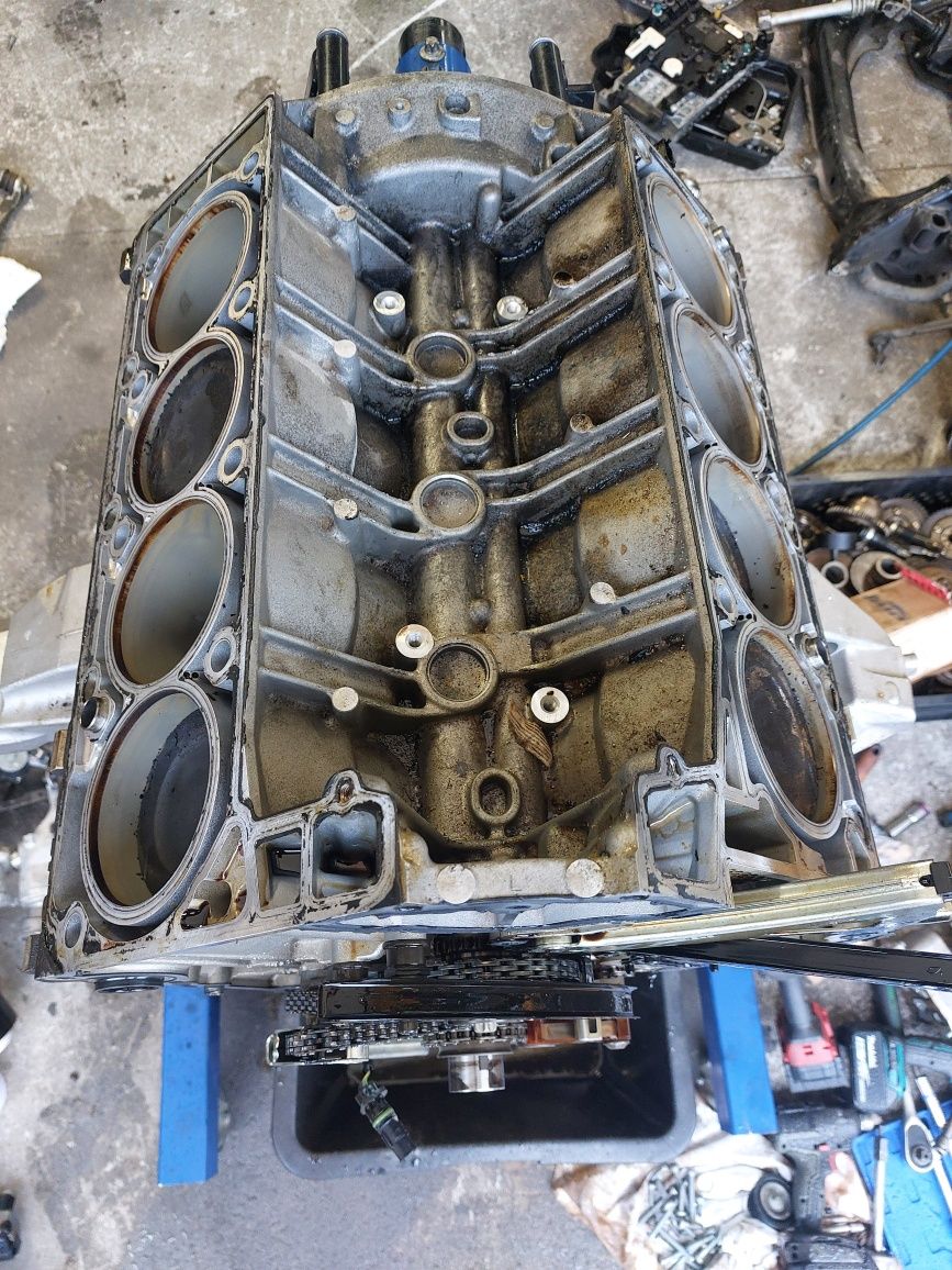 M157 AMG V8 silnik mercedes 157 5,5L 63 AMG