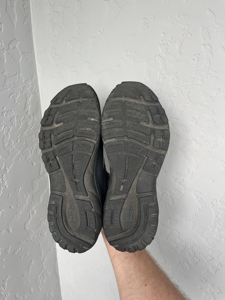 Brooks кросівки чоловічі бігові