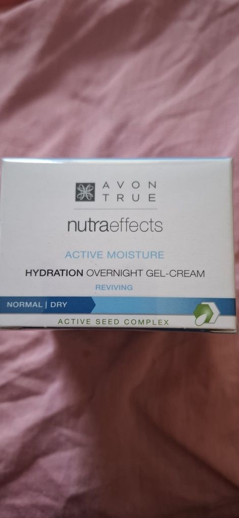 Nowe kremy do twarzy  Avon true natura effects