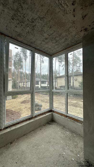 Простора квартира в центрі Гостомеля, біля парку Щасливий