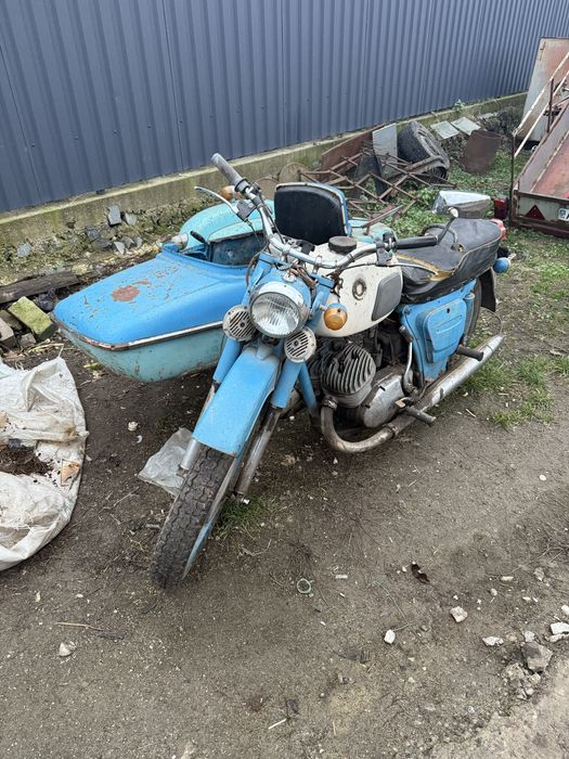 Продам мотоцикол иж з документами на ходу