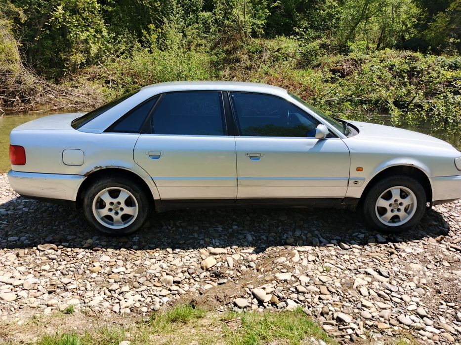 Продається Audi A6 C4.
Ціна 2800$ можливий торг.