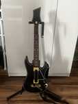 Xbox One Gitara do gry Guitar Hero Live  + oryginalny odbiornik USB