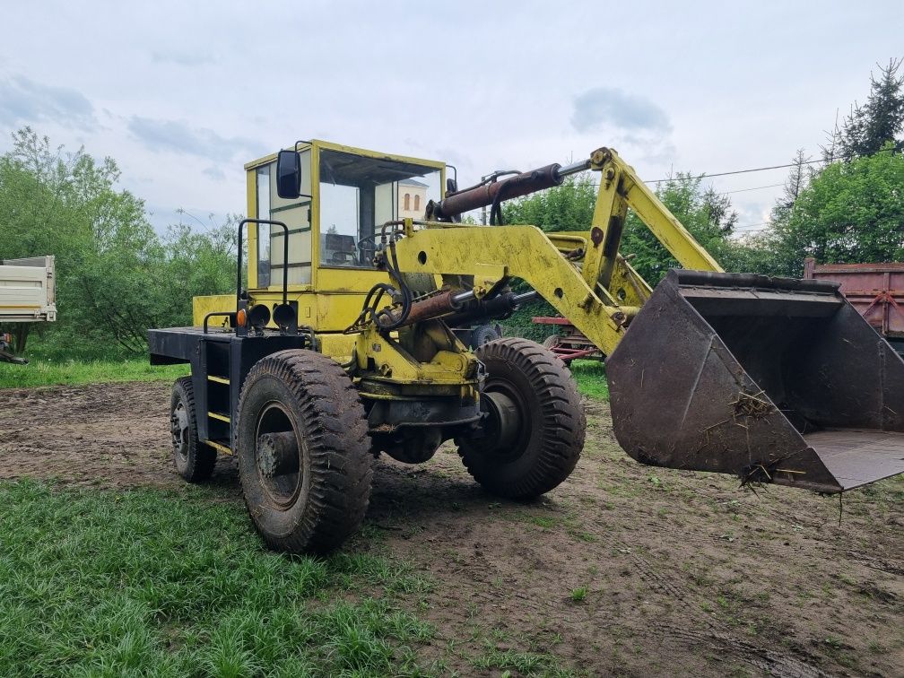 Ładowarka kołowa czołowa hon un 053.1 zetor