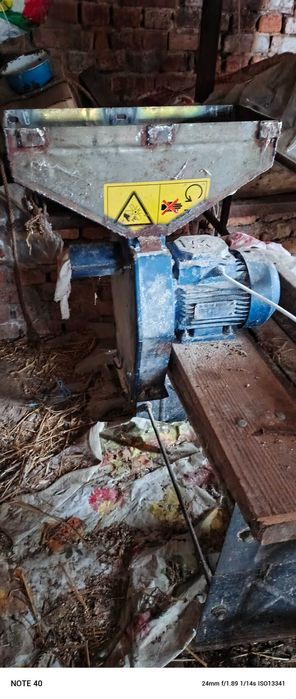 Млин Зернодробілка