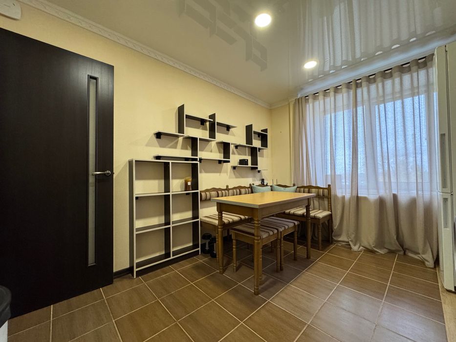 Купите однокомнатную квартиру на проспекте Мануйловський, Радистов